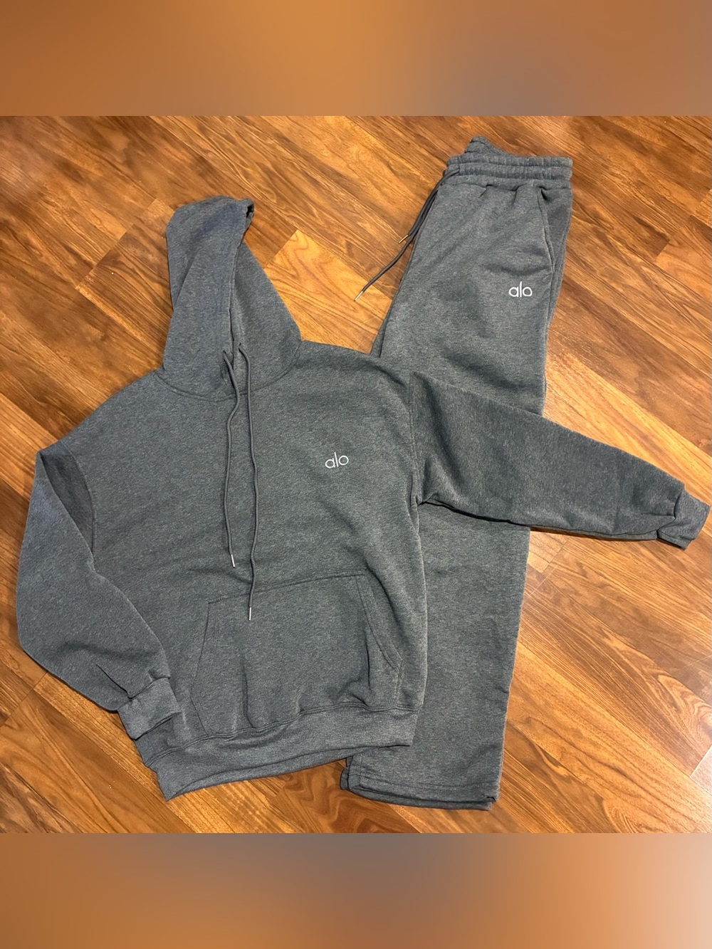 ALO Yoga Charcoal Gray Hoodie & Sweatpants Set